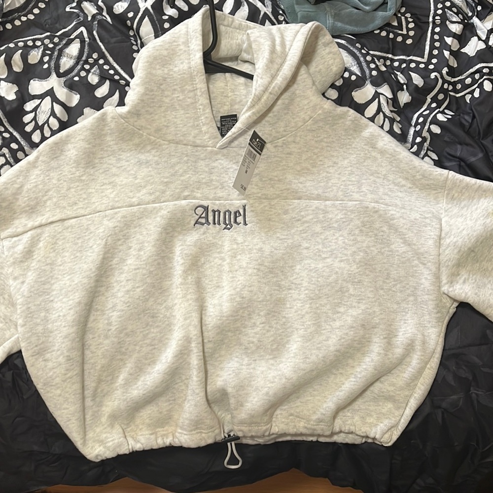 Cropped angel sweatshirt